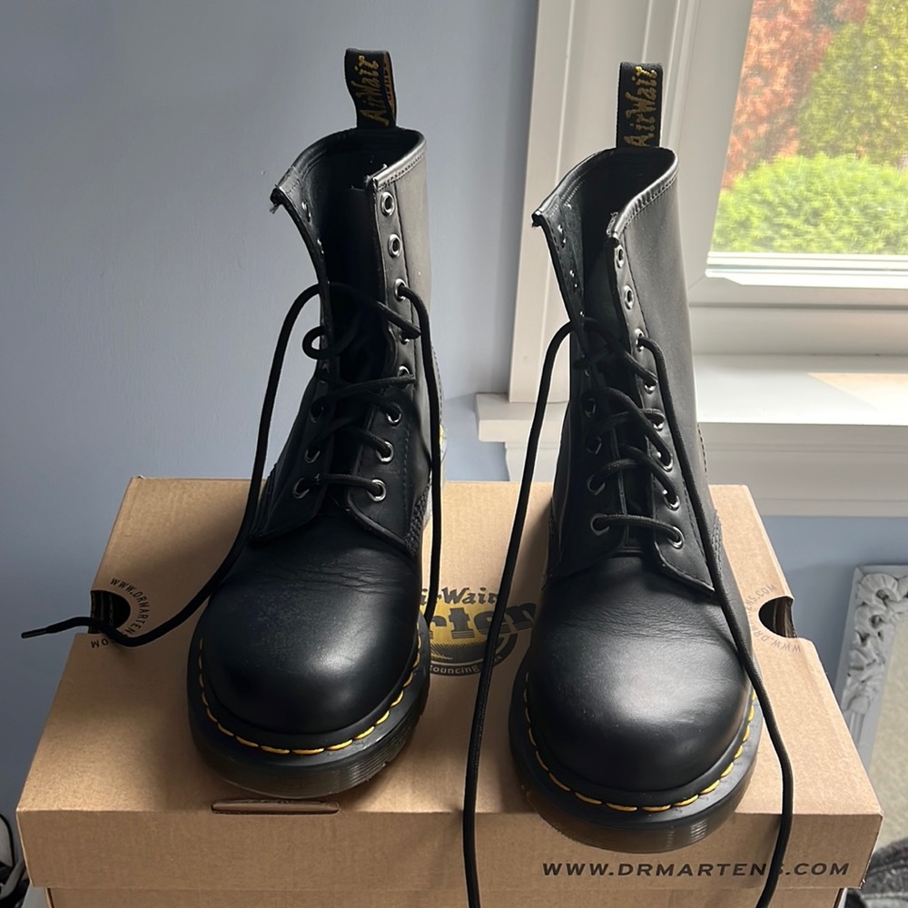 Original Doc Martens, Black, Women’s Size 8